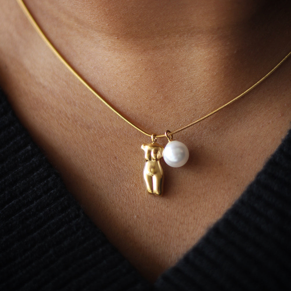 Golden Curve Necklace