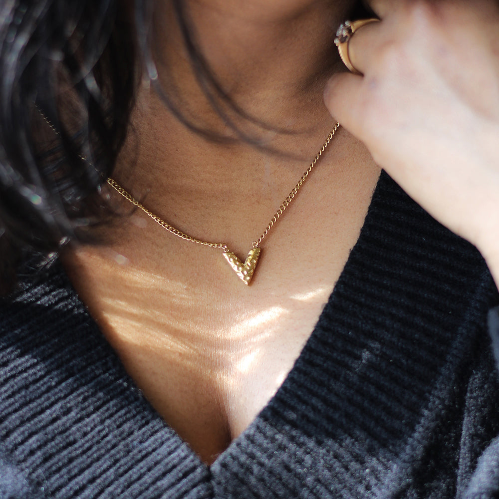 V Necklace