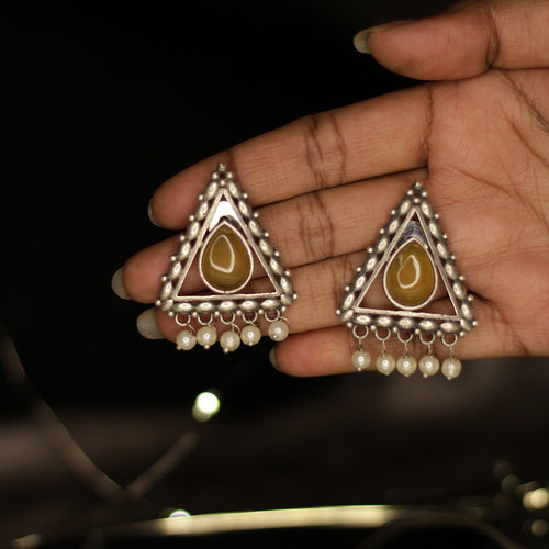 Amber Triangle Drop