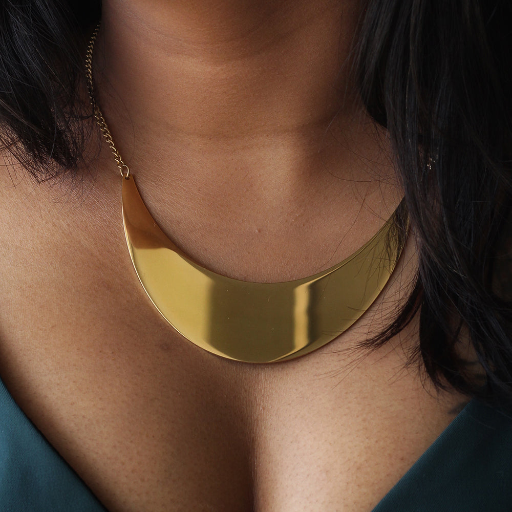 Golden Crescent Coller