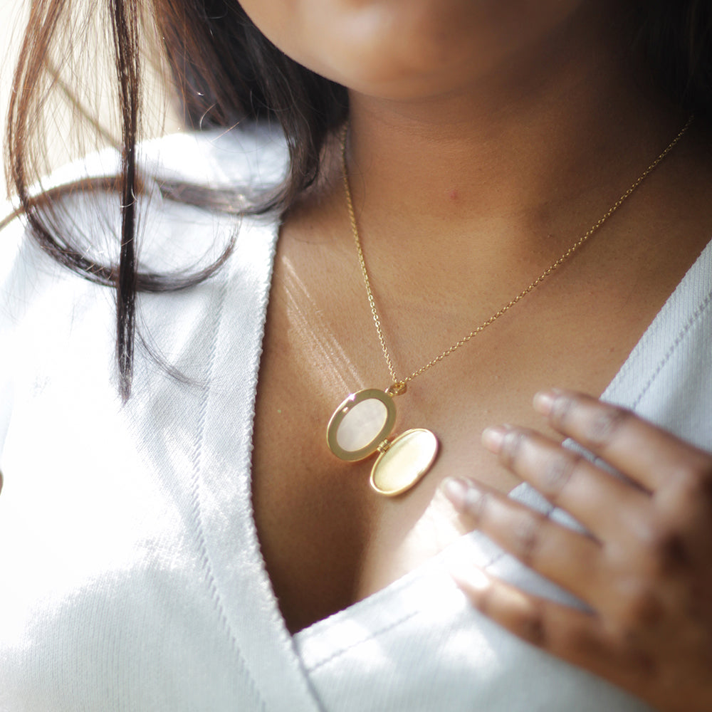Forever Close Necklac